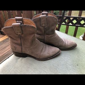 Frye boots- Distressed Gray cowgirl style size 9b